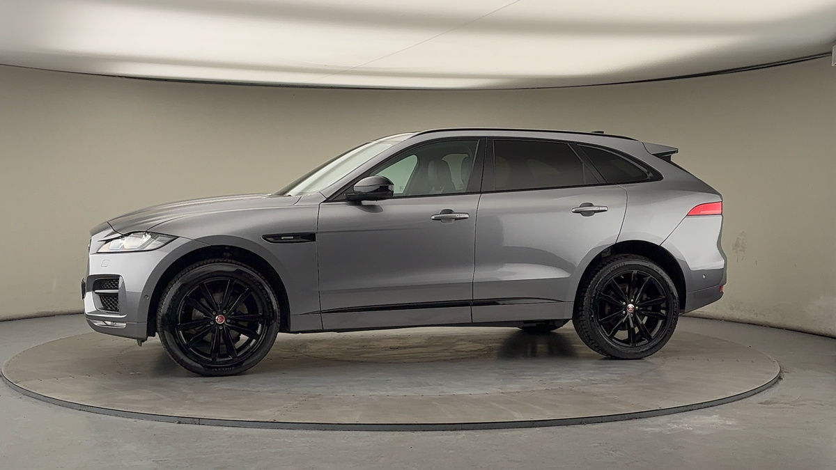 Used Jaguar F-Pace 2019 for sale - 77423139: Photo 28