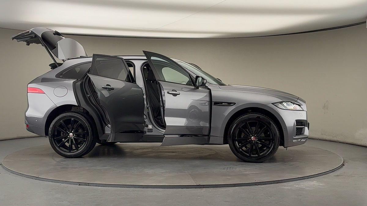 Used Jaguar F-Pace 2019 for sale - 77423139: Photo 55