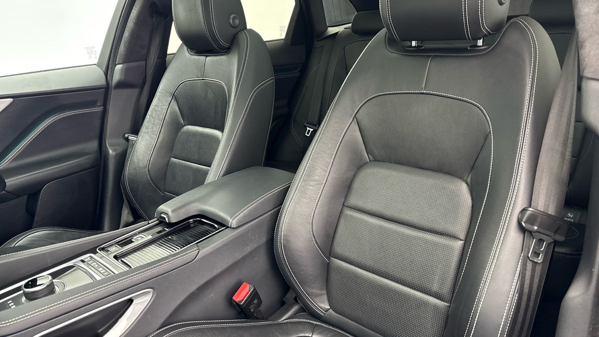 Used Jaguar F-Pace 2019 for sale - 77423139: Photo 7