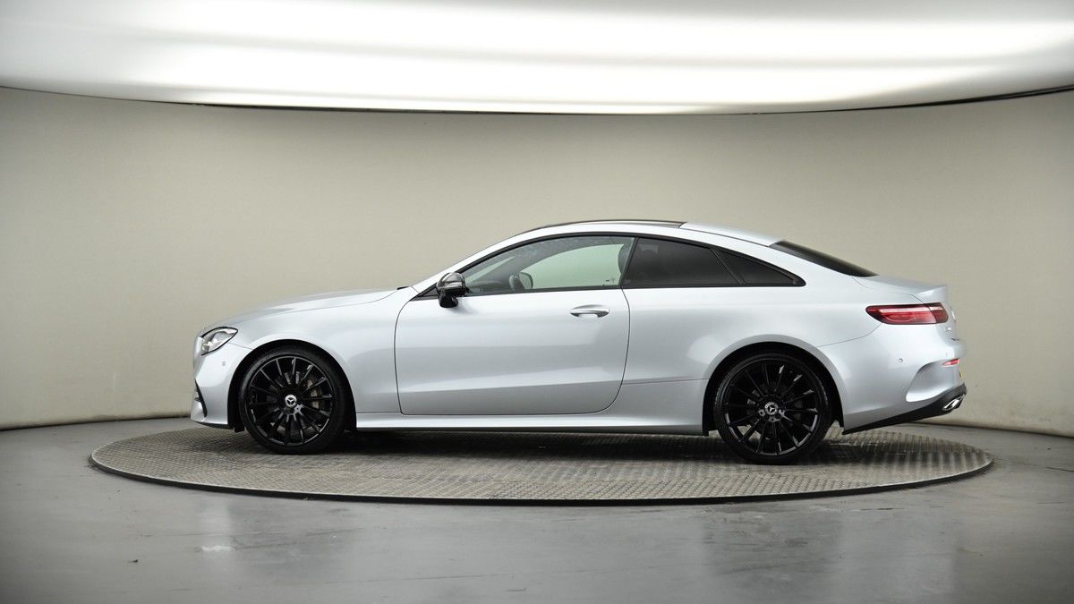 Used Mercedes-Benz E-Class 2022 for sale - 75057394: Photo 36