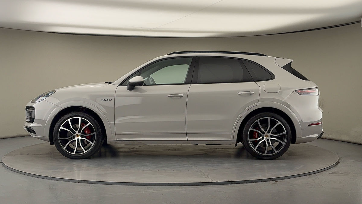 Used Porsche Cayenne 2021 for sale - 77494479: Photo 15