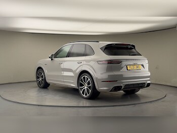 Used Porsche Cayenne 2021 for sale - 77494479: Photo