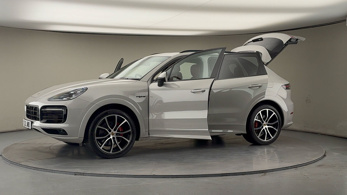 Used Porsche Cayenne 2021 for sale - 77494479: Photo 51