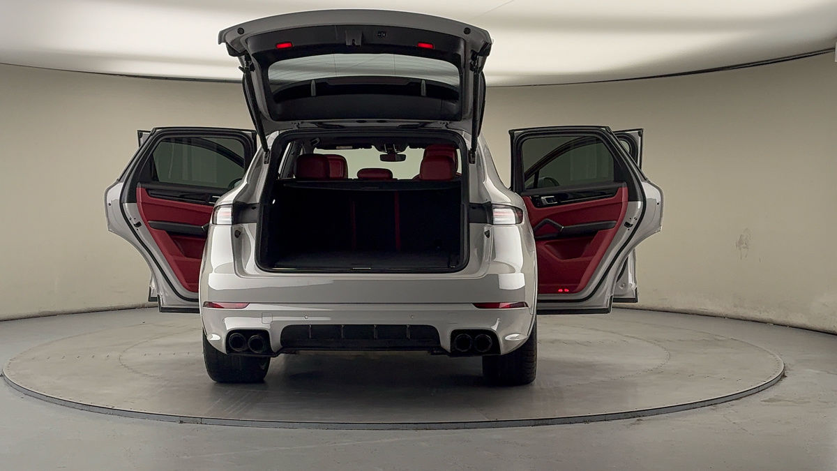 Used Porsche Cayenne 2021 for sale - 77494479: Photo 63