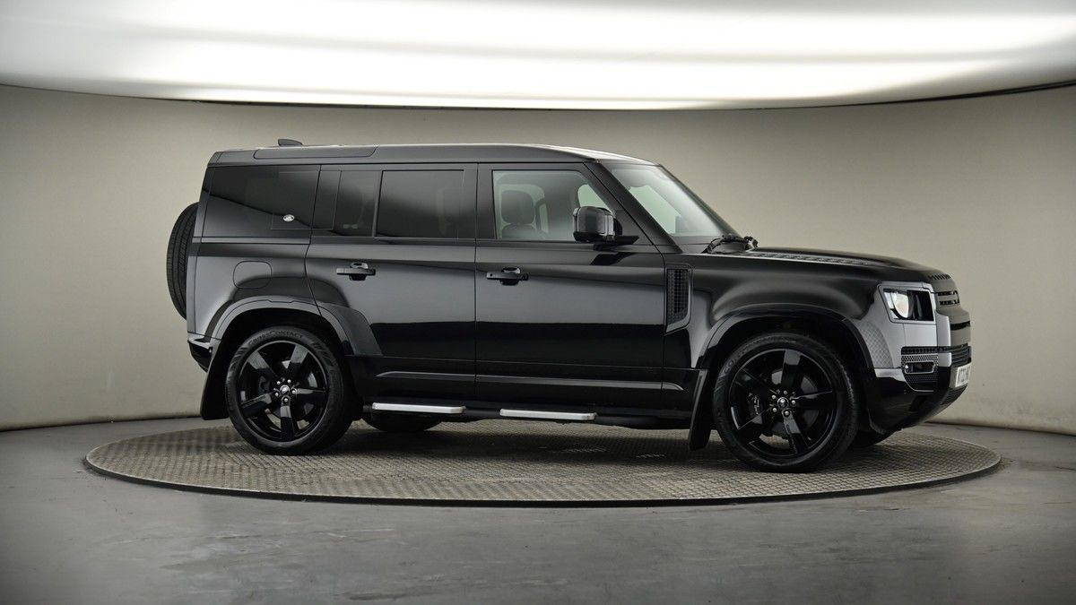 Used Land Rover Defender 110 2022 for sale - 74107142: Photo 42