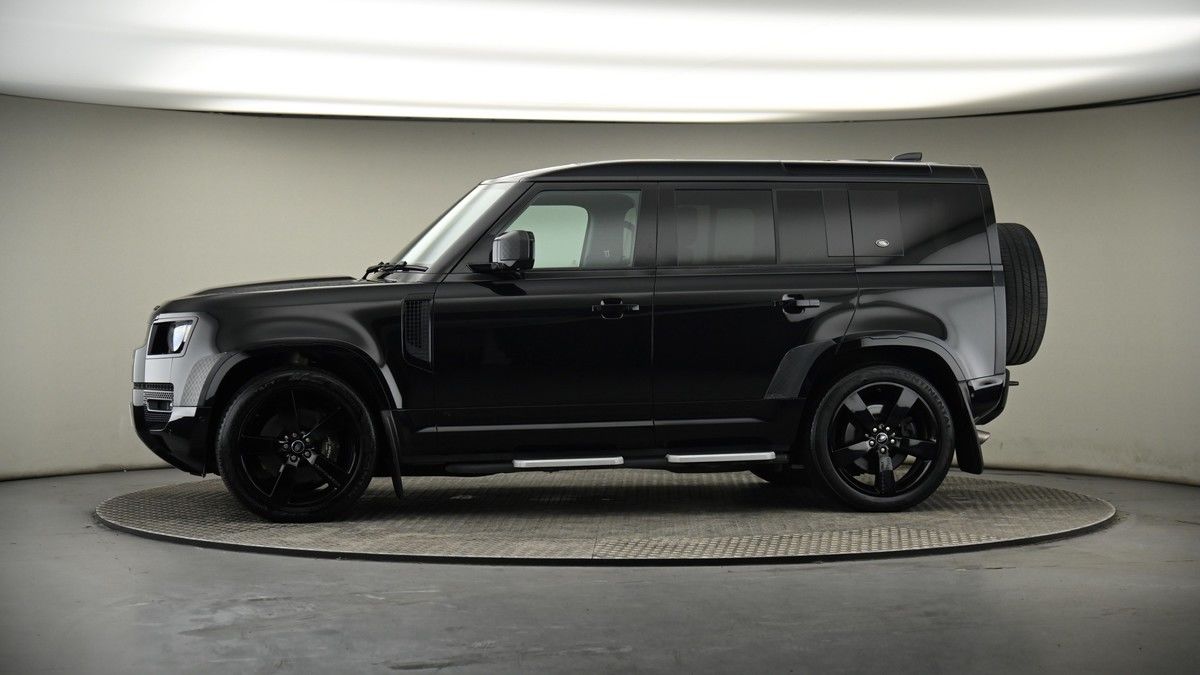 Used Land Rover Defender 110 2022 for sale - 74107142: Photo 57