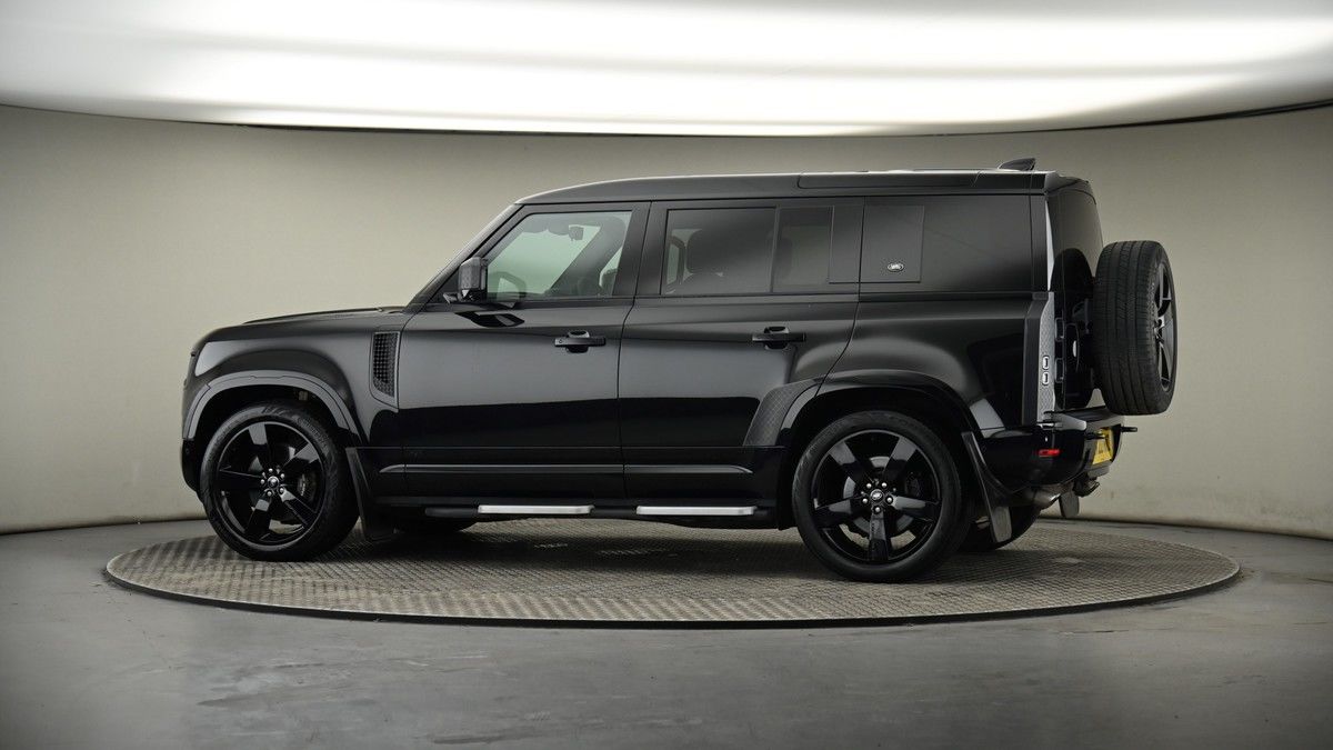 Used Land Rover Defender 110 2022 for sale - 74107142: Photo 59