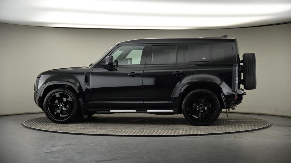 Used Land Rover Defender 110 2022 for sale - 74107142: Photo 60