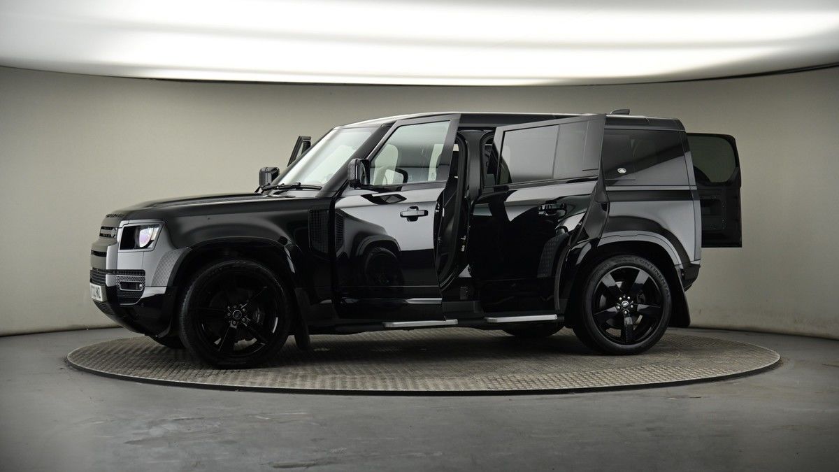 Used Land Rover Defender 110 2022 for sale - 74107142: Photo 63