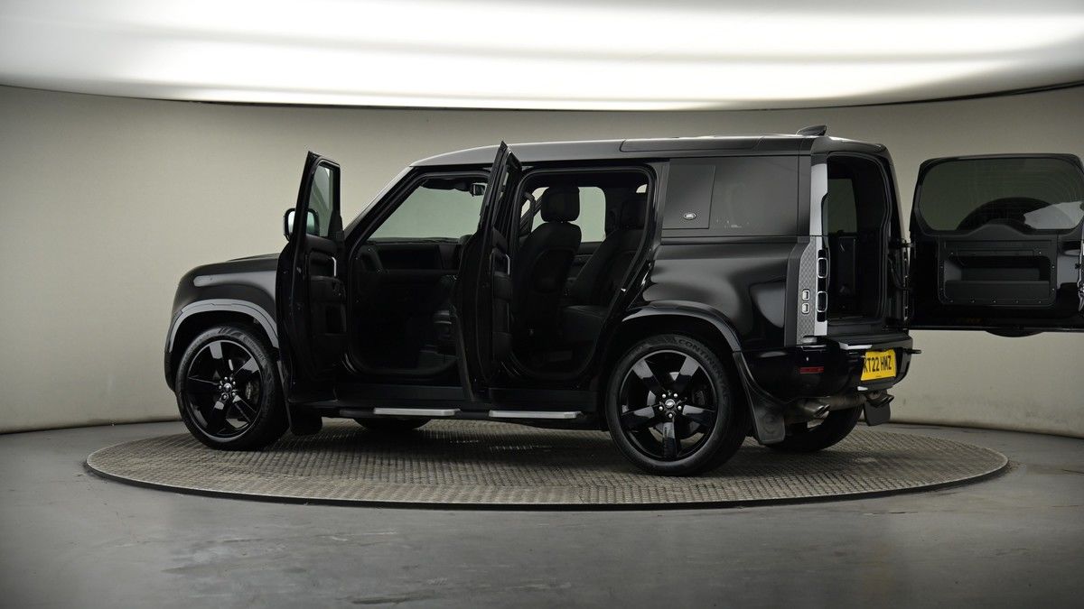 Used Land Rover Defender 110 2022 for sale - 74107142: Photo 67