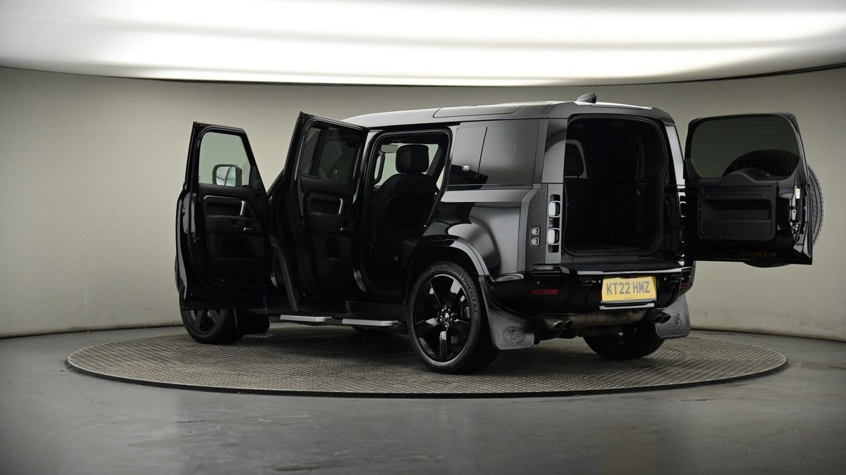 Used Land Rover Defender 110 2022 for sale - 74107142: Photo 69