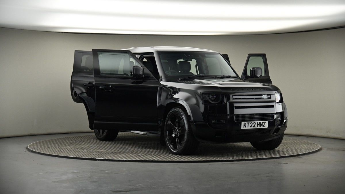 Used Land Rover Defender 110 2022 for sale - 74107142: Photo 89