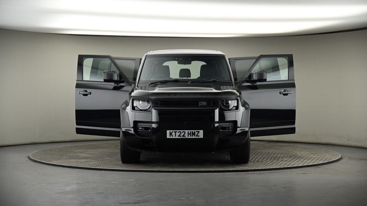 Used Land Rover Defender 110 2022 for sale - 74107142: Photo 92