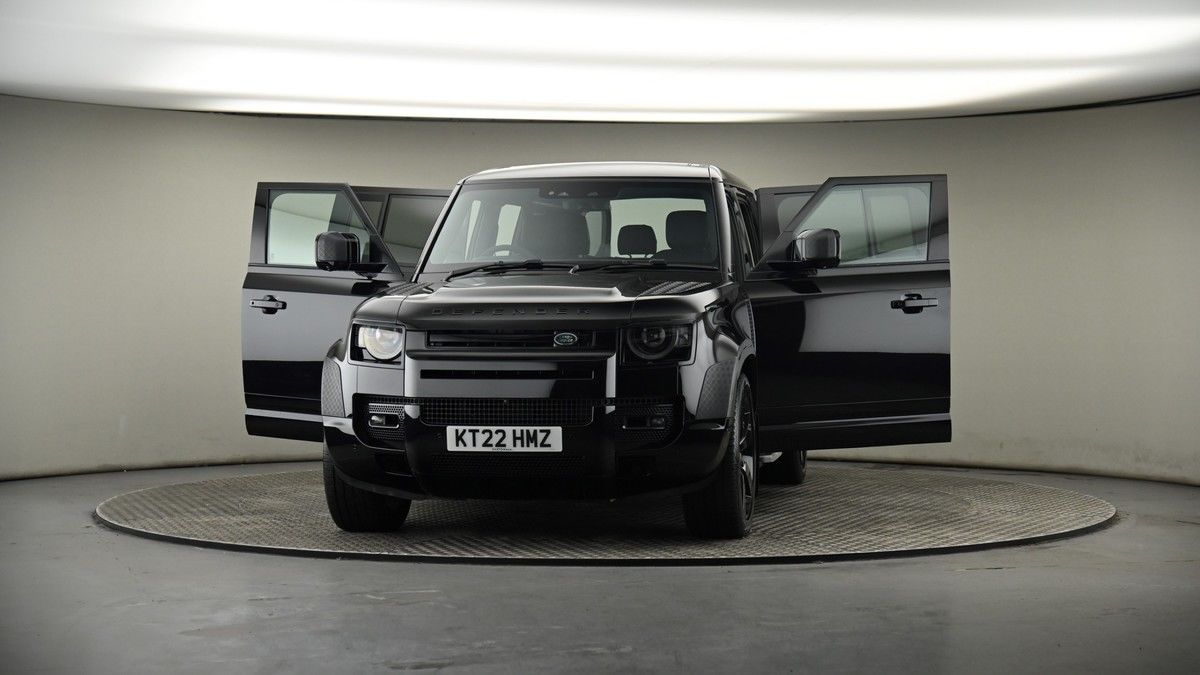 Used Land Rover Defender 110 2022 for sale - 74107142: Photo 93