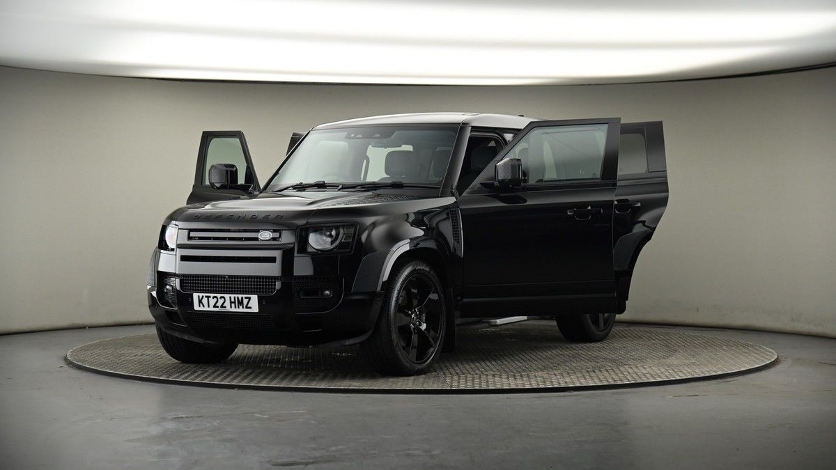 Used Land Rover Defender 110 2022 for sale - 74107142: Photo 95