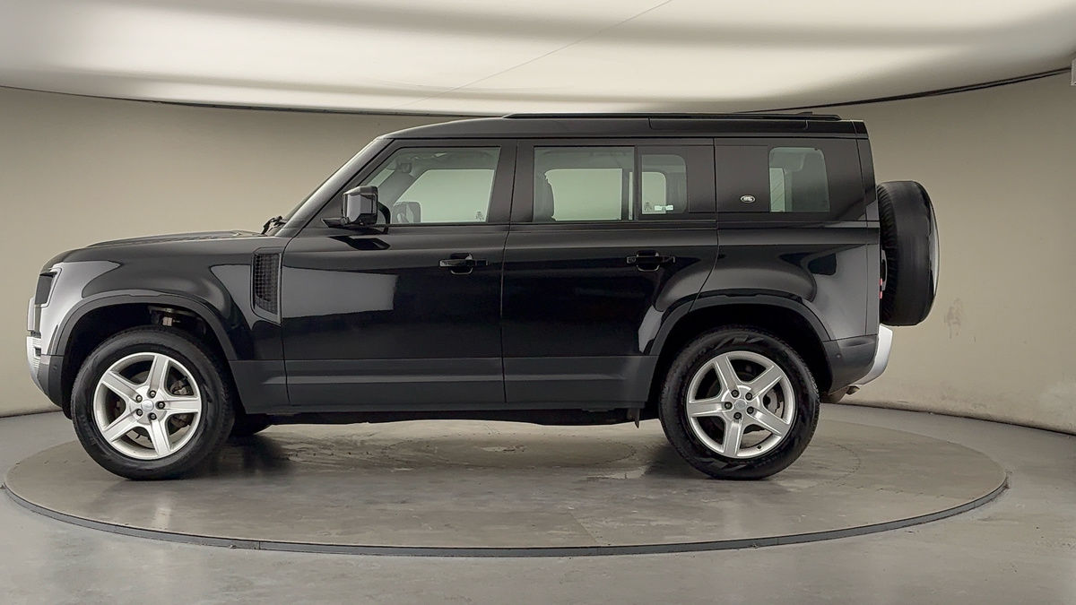 Used Land Rover Defender 110 2023 for sale - 78213232: Photo 15