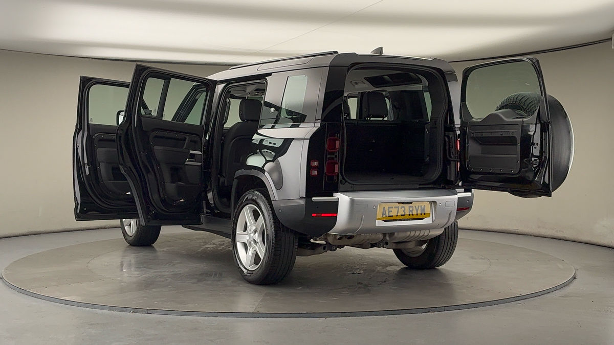 Used Land Rover Defender 110 2023 for sale - 78213232: Photo 23