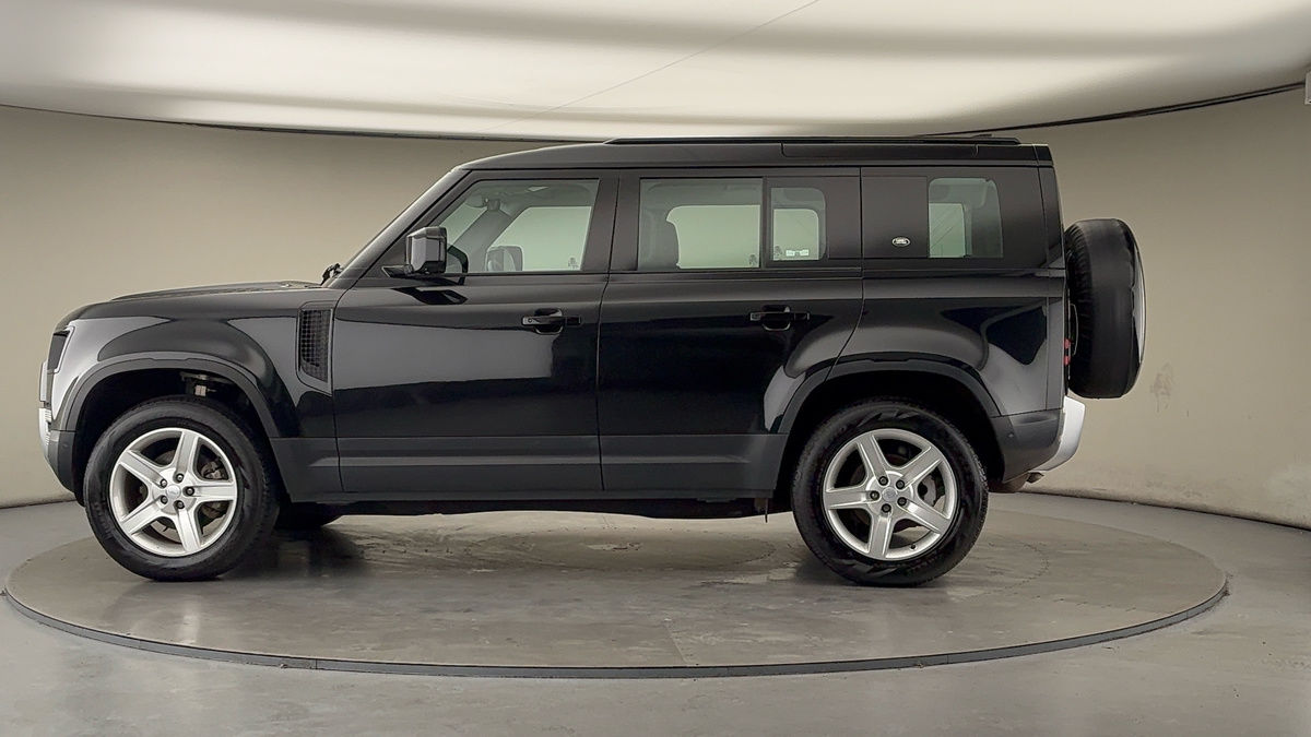 Used Land Rover Defender 110 2023 for sale - 78213232: Photo 27