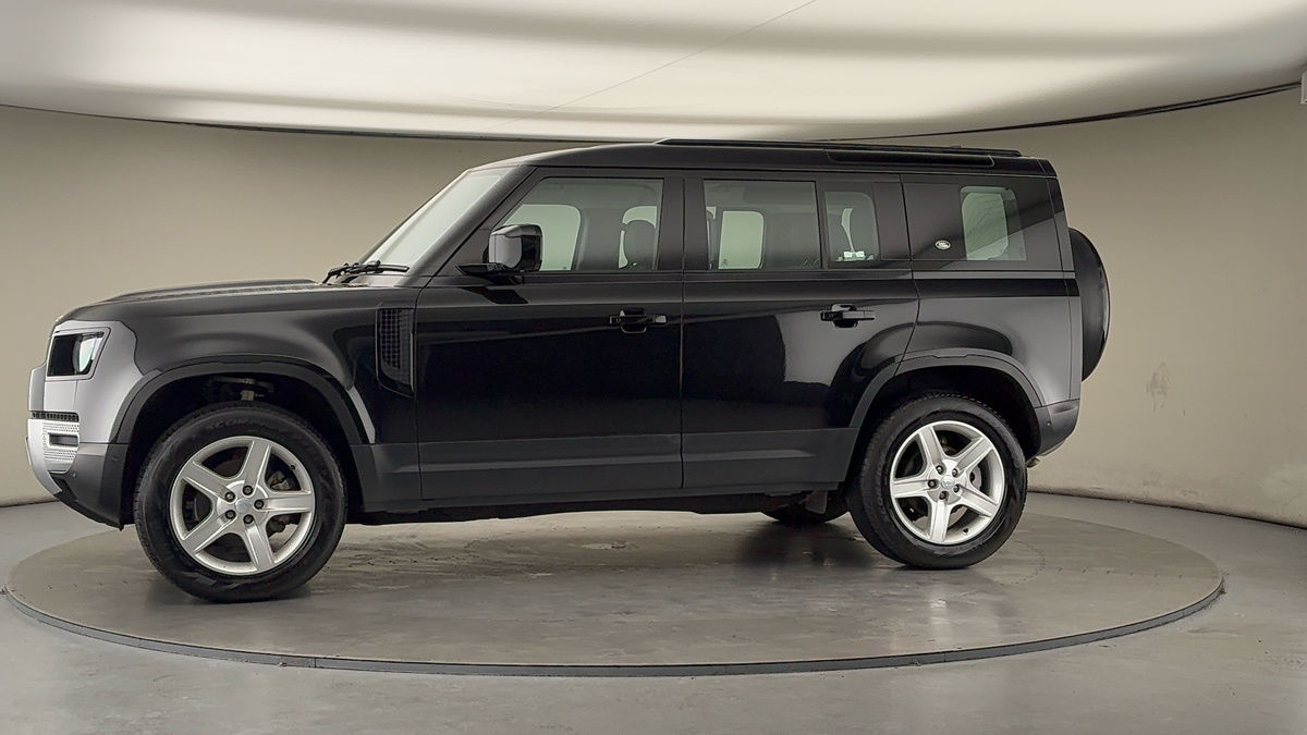 Used Land Rover Defender 110 2023 for sale - 78213232: Photo 28