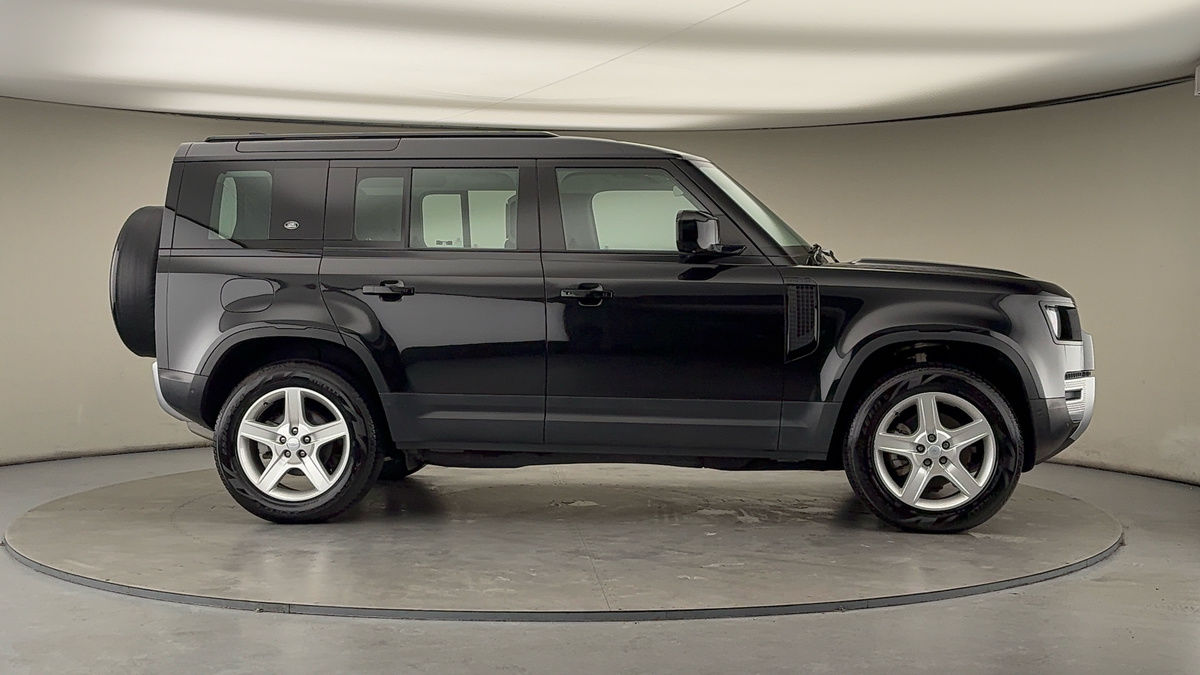 Used Land Rover Defender 110 2023 for sale - 78213232: Photo 36