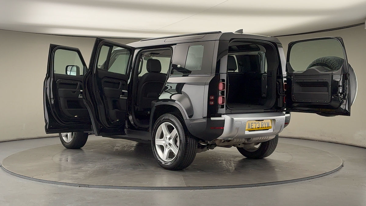 Used Land Rover Defender 110 2023 for sale - 78213232: Photo 43