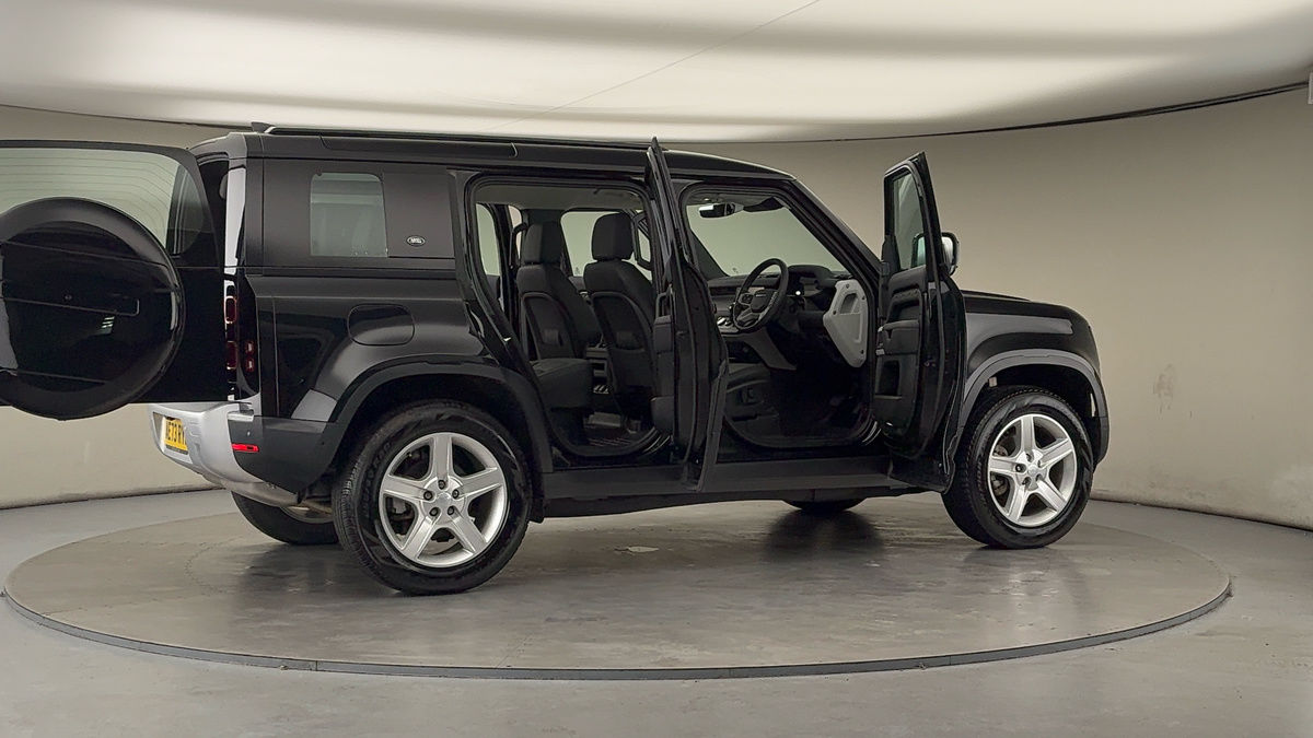 Used Land Rover Defender 110 2023 for sale - 78213232: Photo 57