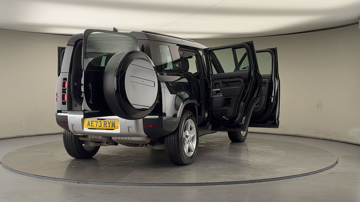 Used Land Rover Defender 110 2023 for sale - 78213232: Photo 59