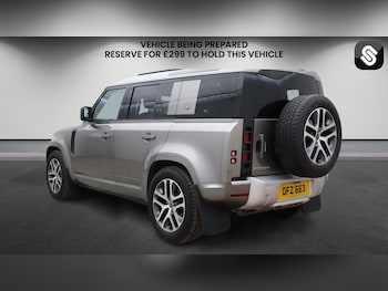 Used Land Rover Defender 110 2022 for sale - 78888182: Photo