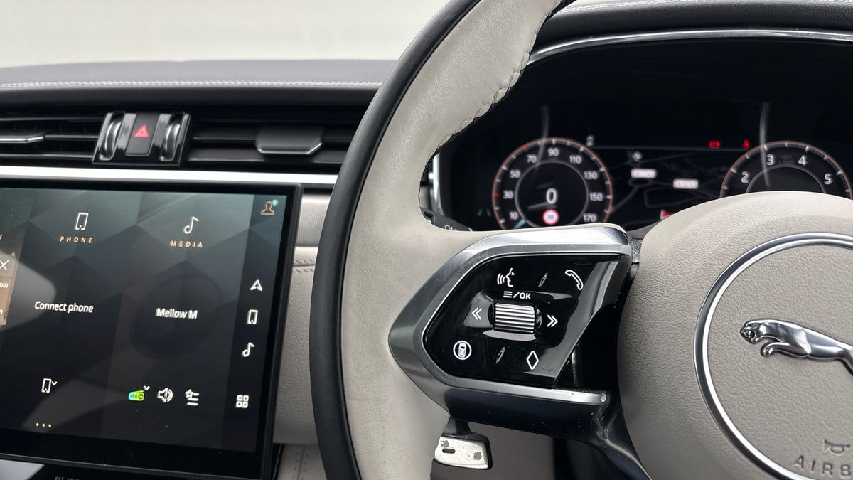 Used Jaguar F-Pace 2024 for sale - 77880818: Photo 13