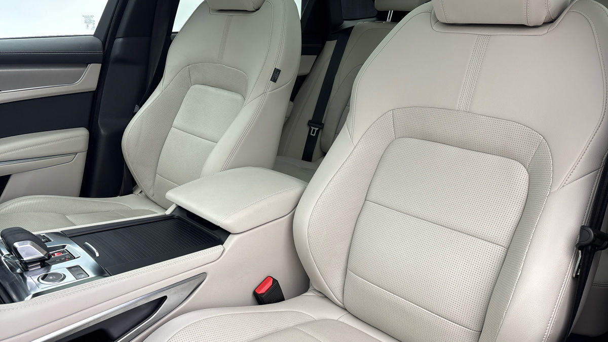 Used Jaguar F-Pace 2024 for sale - 77880818: Photo 7