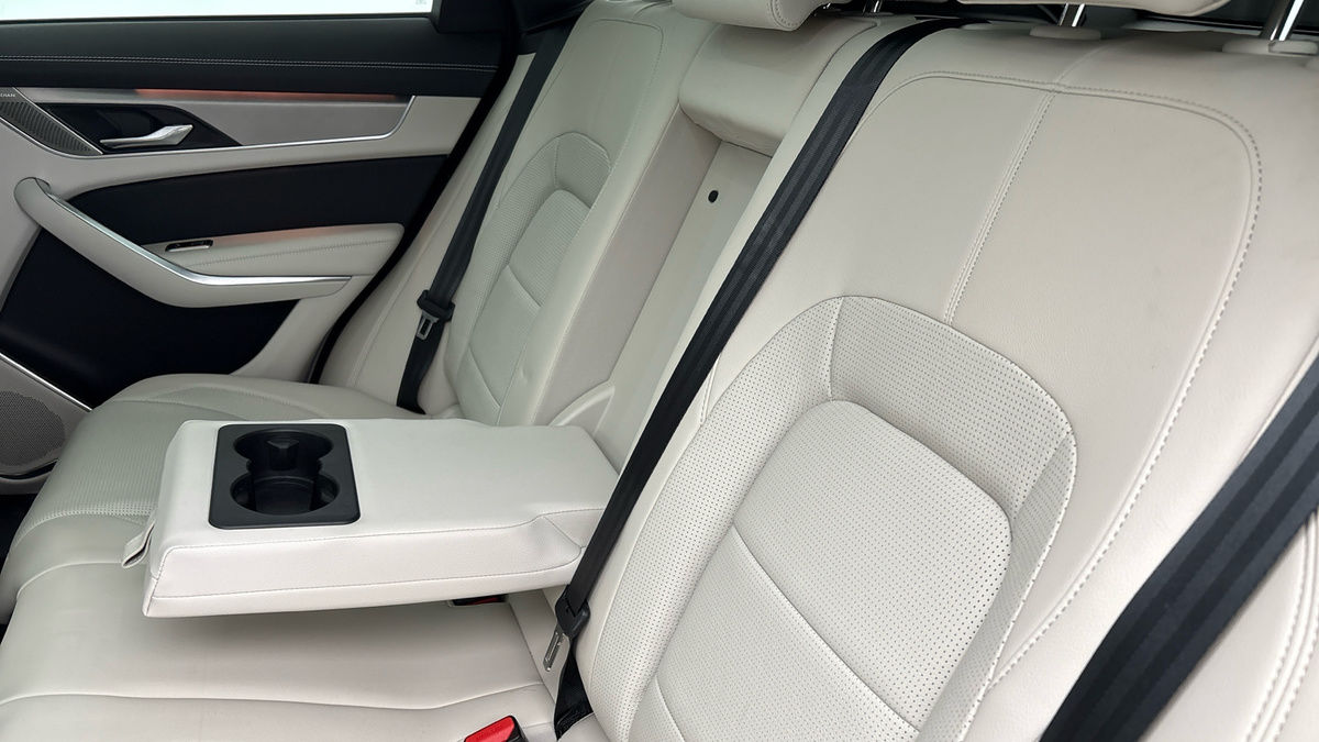 Used Jaguar F-Pace 2024 for sale - 77880818: Photo 9