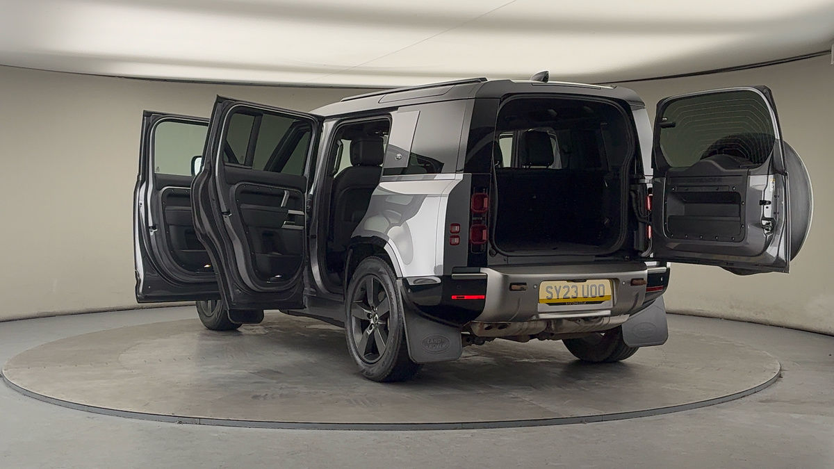 Used Land Rover Defender 110 2023 for sale - 77303332: Photo 23