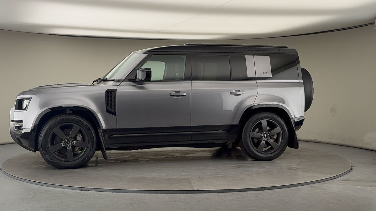 Used Land Rover Defender 110 2023 for sale - 77303332: Photo 28