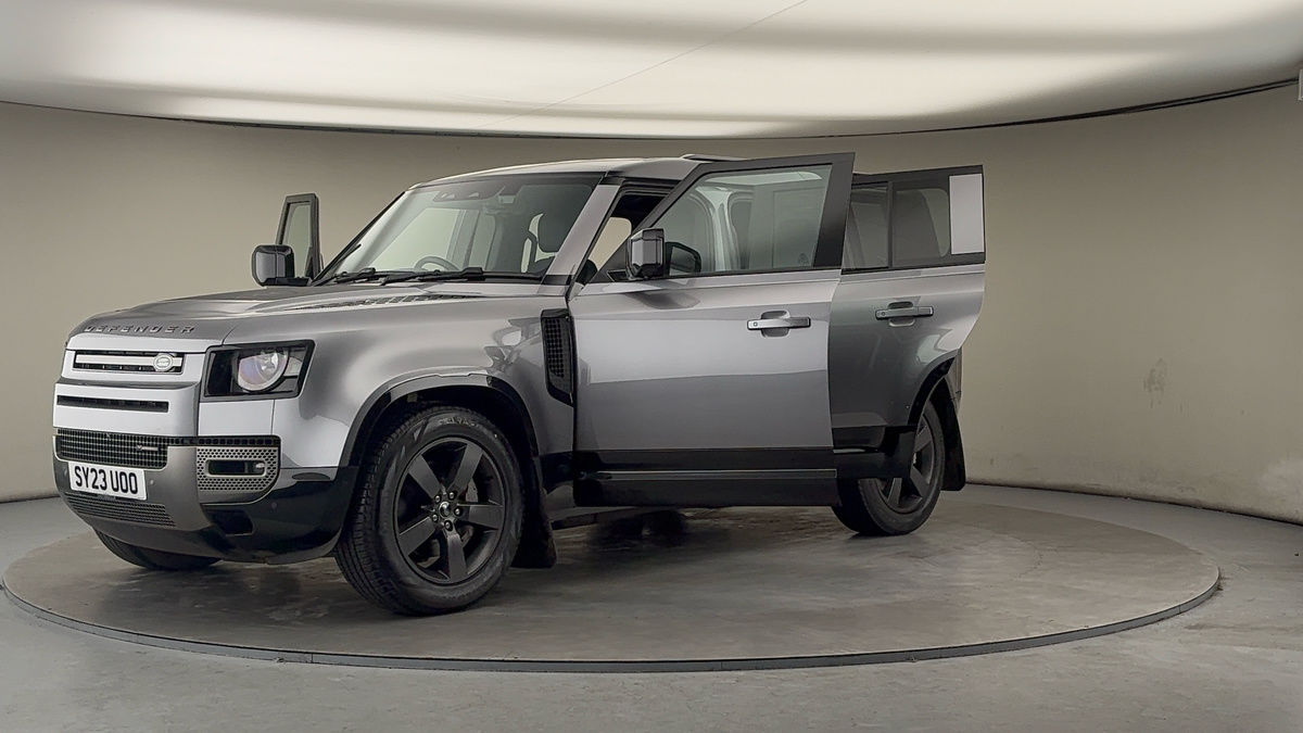 Used Land Rover Defender 110 2023 for sale - 77303332: Photo 49