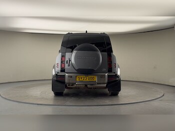 Used Land Rover Defender 110 2023 for sale - 77303332: Photo