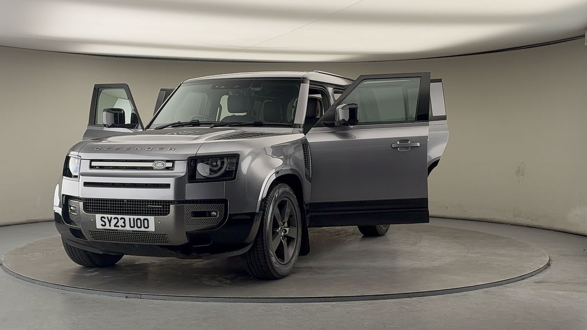 Used Land Rover Defender 110 2023 for sale - 77303332: Photo 50