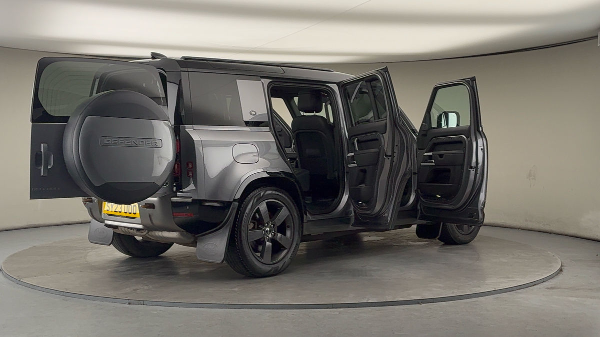 Used Land Rover Defender 110 2023 for sale - 77303332: Photo 58