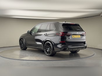 Used BMW X5 2023 for sale - 76069398: Photo