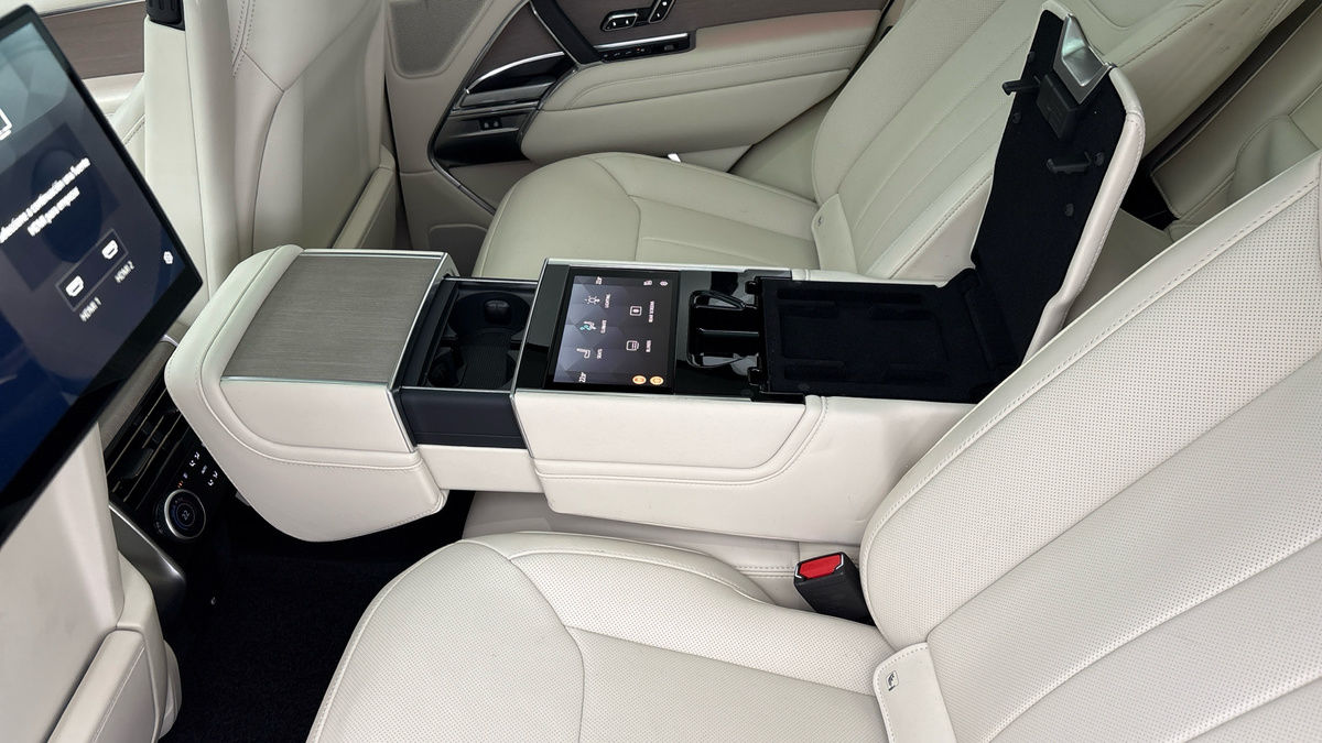 Used Land Rover Range Rover 2023 for sale - 78182374: Photo 9