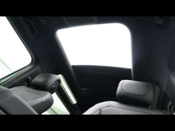 Used Land Rover Defender 90 2023 for sale - 74405403: Photo