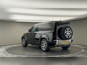 Used Land Rover Defender 110 2022 for sale - 75265565: Photo