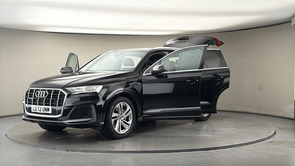 Used Audi Q7 2022 for sale - 77821833: Photo 50