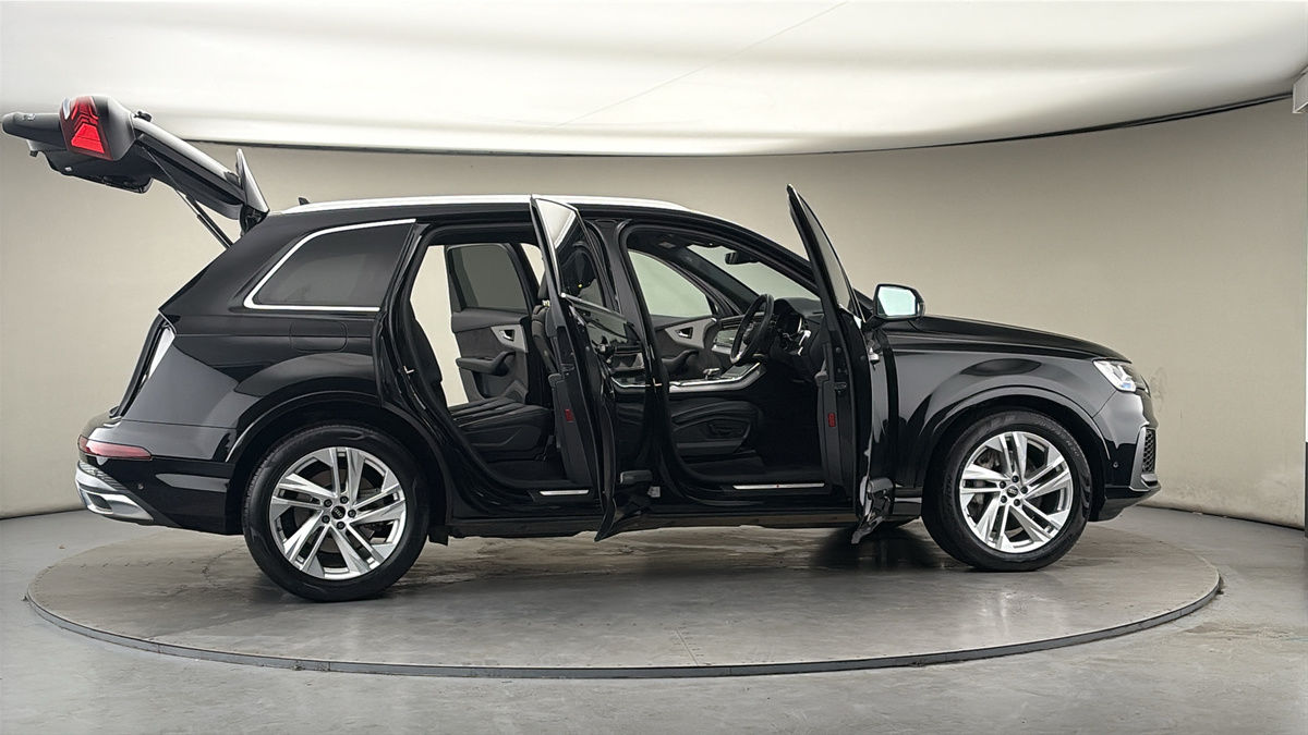 Used Audi Q7 2022 for sale - 77821833: Photo 57