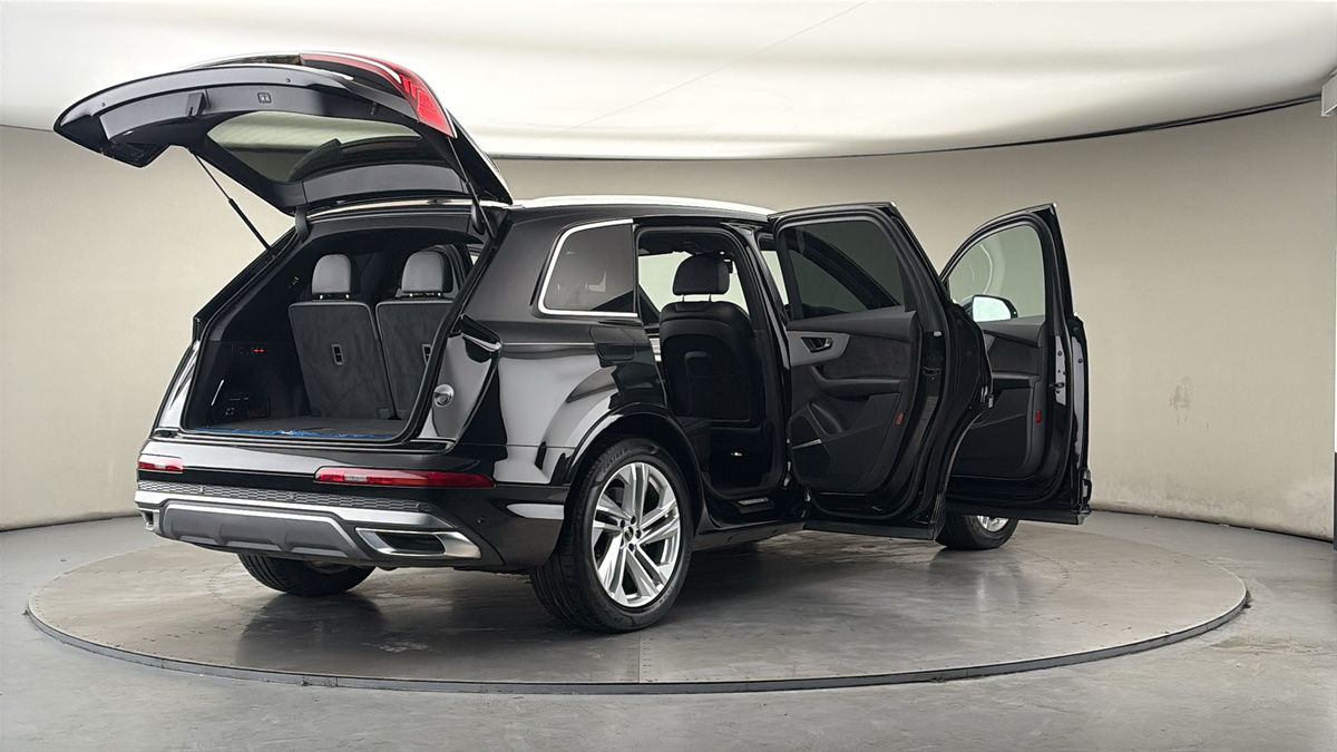 Used Audi Q7 2022 for sale - 77821833: Photo 59