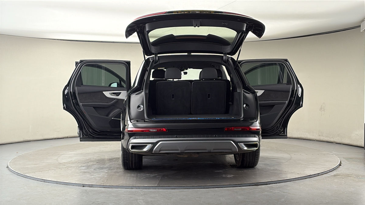 Used Audi Q7 2022 for sale - 77821833: Photo 61