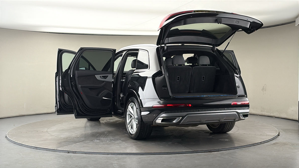 Used Audi Q7 2022 for sale - 77821833: Photo 62