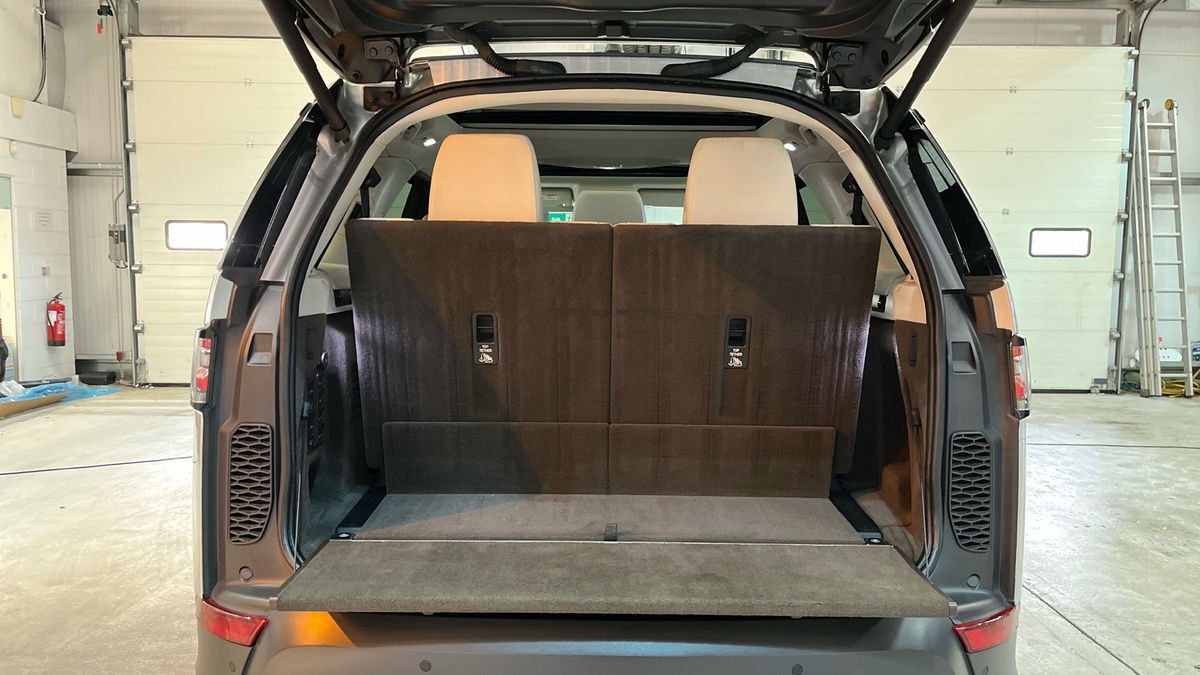 Used Land Rover Discovery 2019 for sale - 75833421: Photo 11