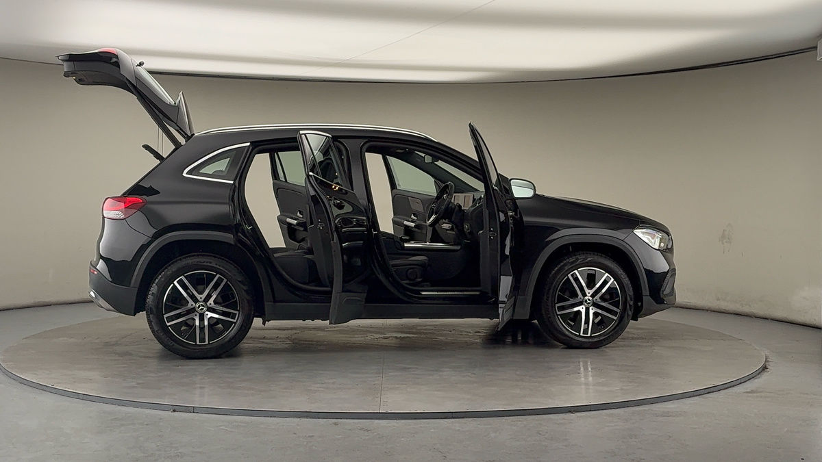 Used Mercedes-Benz GLA 2021 for sale - 77521794: Photo 56