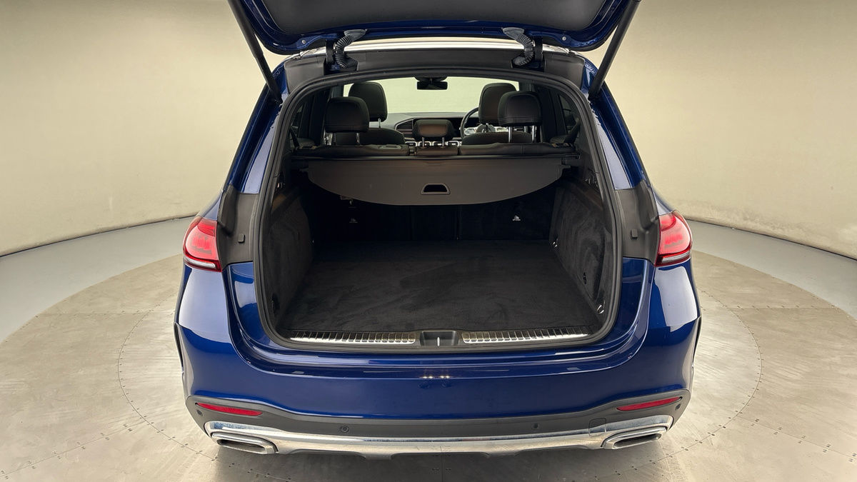 Used Mercedes-Benz GLE 2021 for sale - 76211103: Photo 11