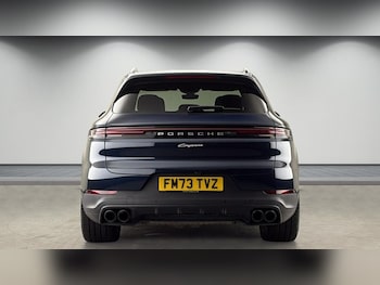 Used Porsche Cayenne 2024 for sale - 78345385: Photo